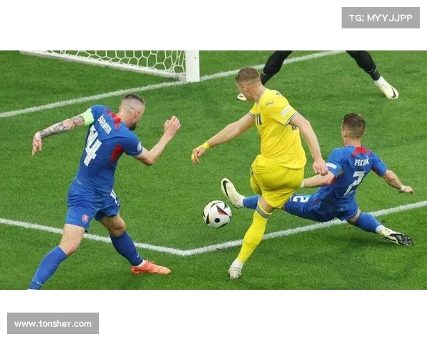 欧洲国家联赛乌克兰队津琴科助攻破门